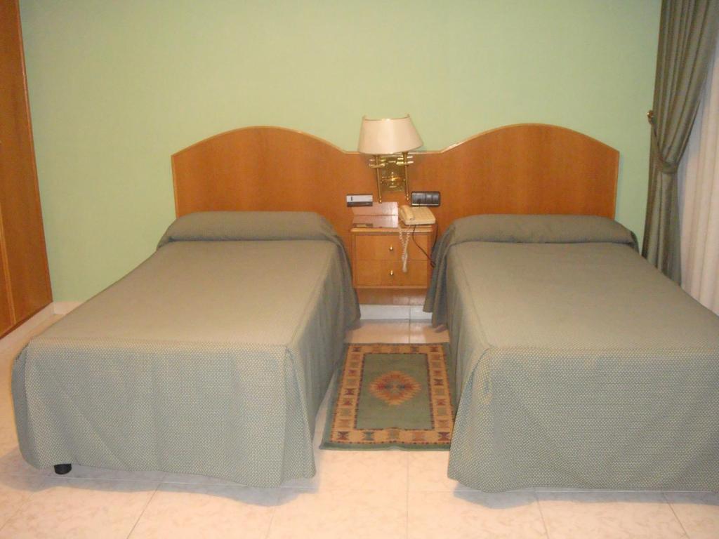 Hostal Serpol Palência Quarto foto