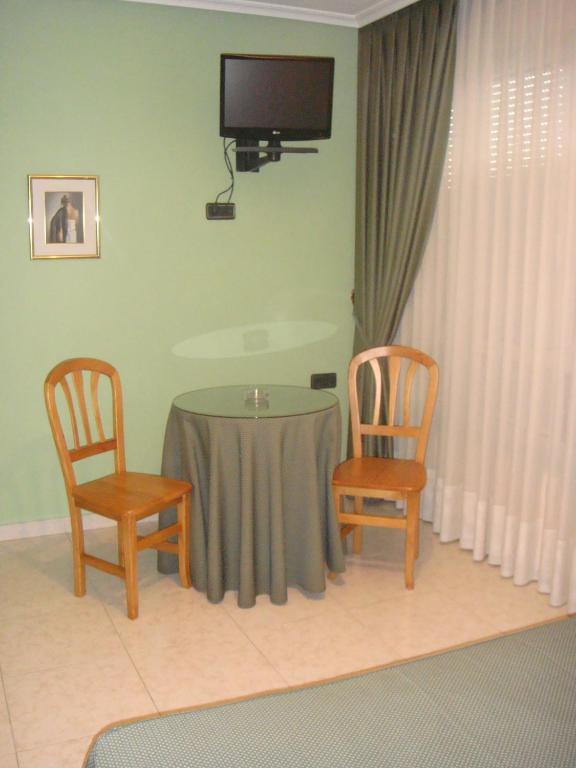 Hostal Serpol Palência Quarto foto