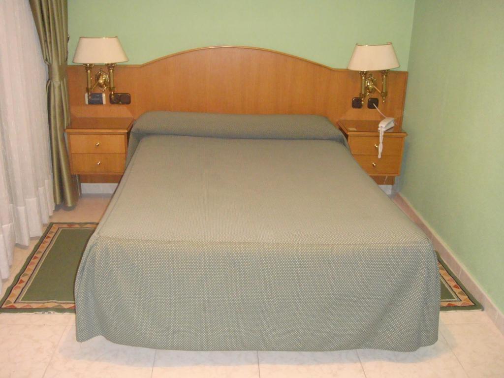 Hostal Serpol Palência Quarto foto