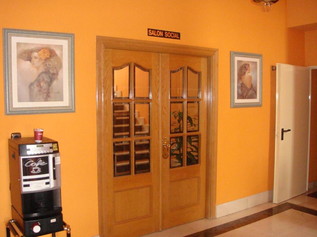 Hostal Serpol Palência Exterior foto
